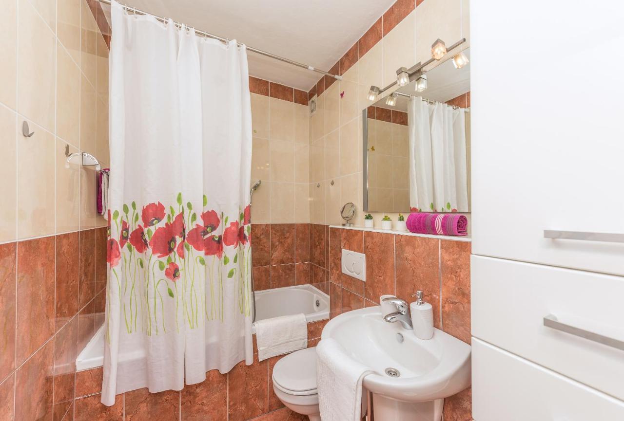 Apartman Centar Glavas マカルスカ エクステリア 写真